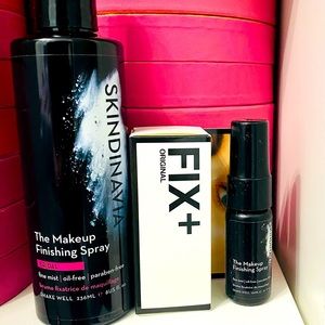 Set of setting sprays!